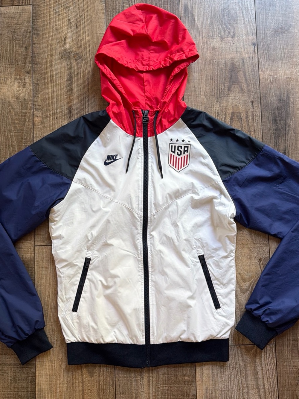 Nike USWNT wind breaker jacket. Size Small